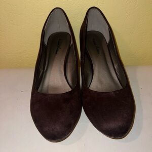 Women's Brown Suede Heels